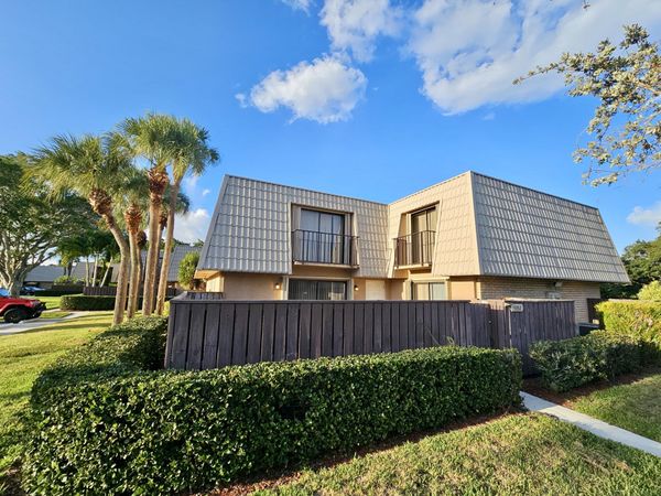 5152 51st Way, West Palm Beach, FL 33409