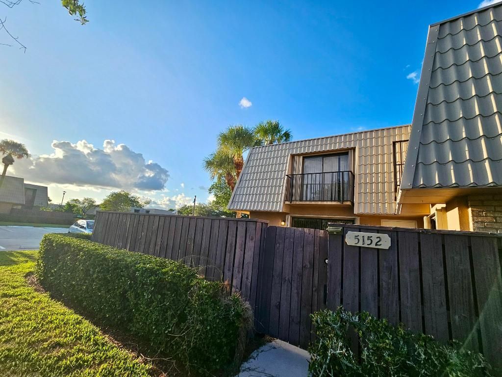 5152 51st Way, West Palm Beach, FL 33409 Photo