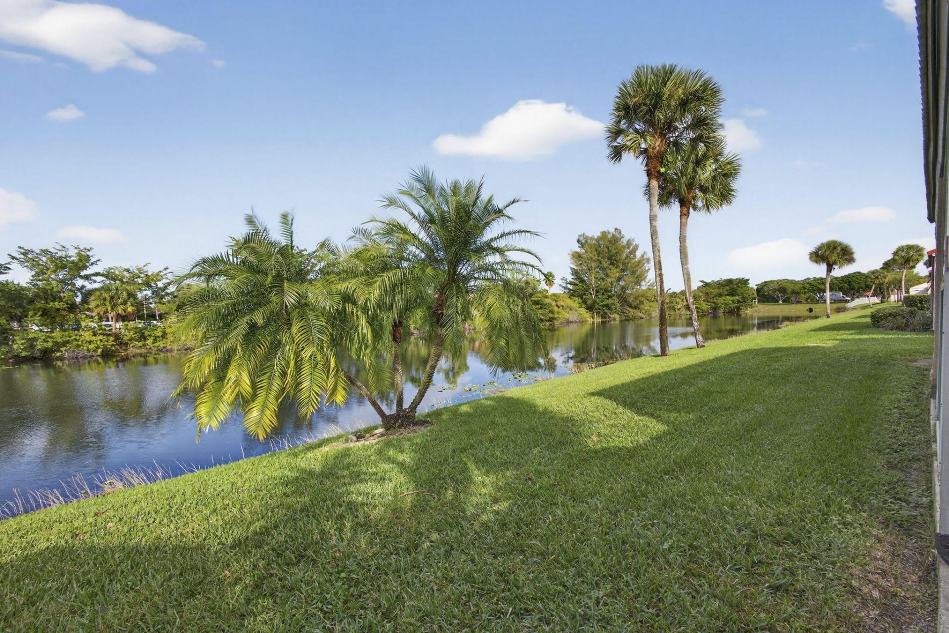 135 Lake Anne Drive, West Palm Beach, FL 33411 Photo
