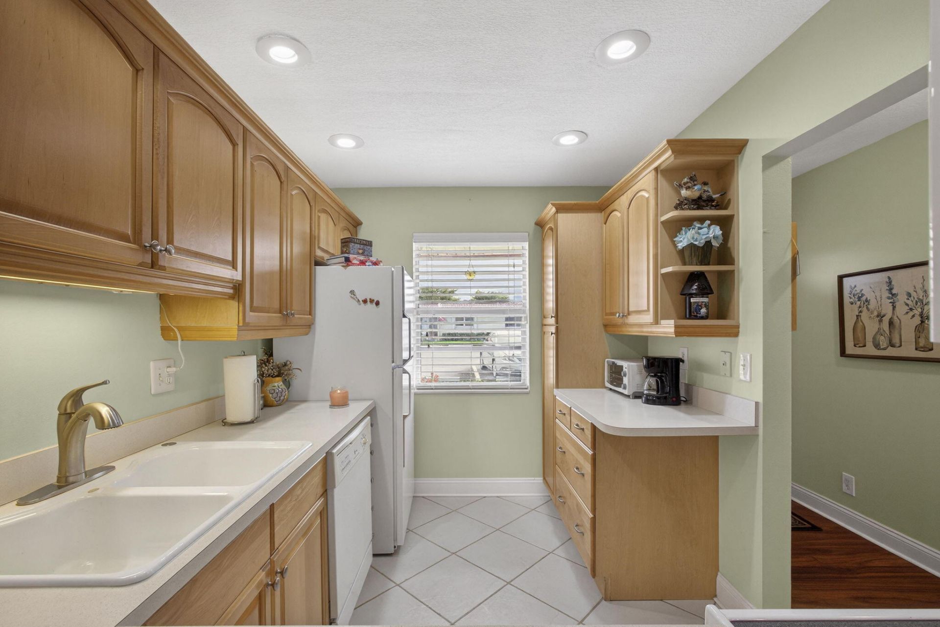 135 Lake Anne Drive, West Palm Beach, FL 33411 Photo