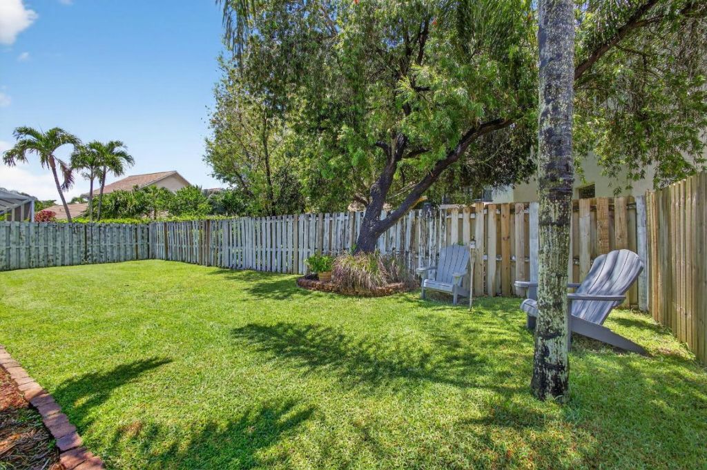 8275 Bob O Link Drive, West Palm Beach, FL 33412 Photo