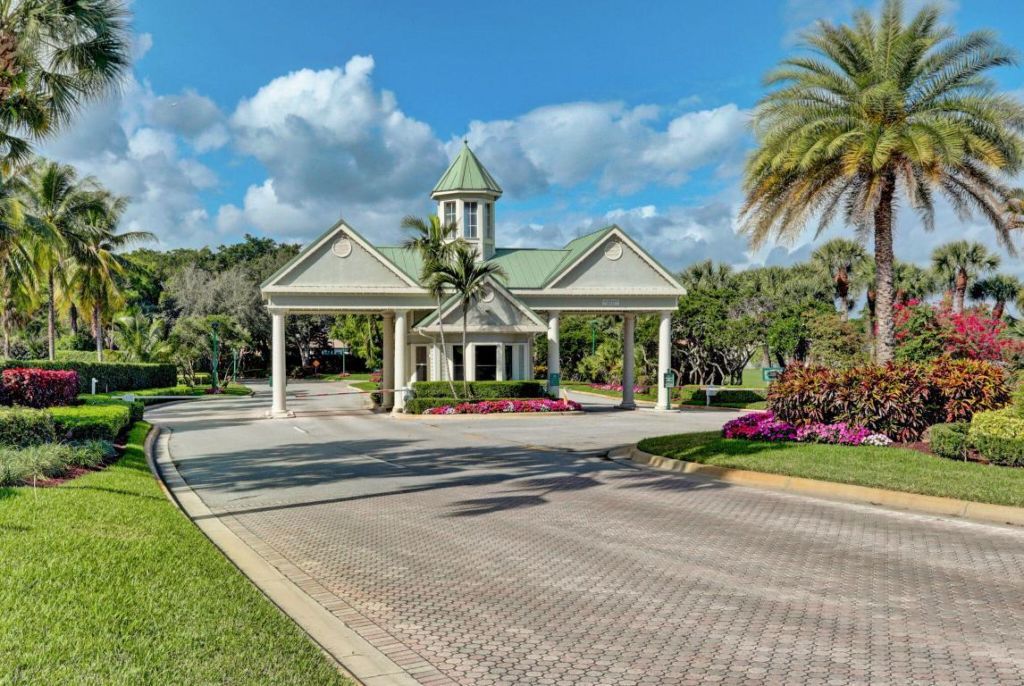 8275 Bob O Link Drive, West Palm Beach, FL 33412 Photo