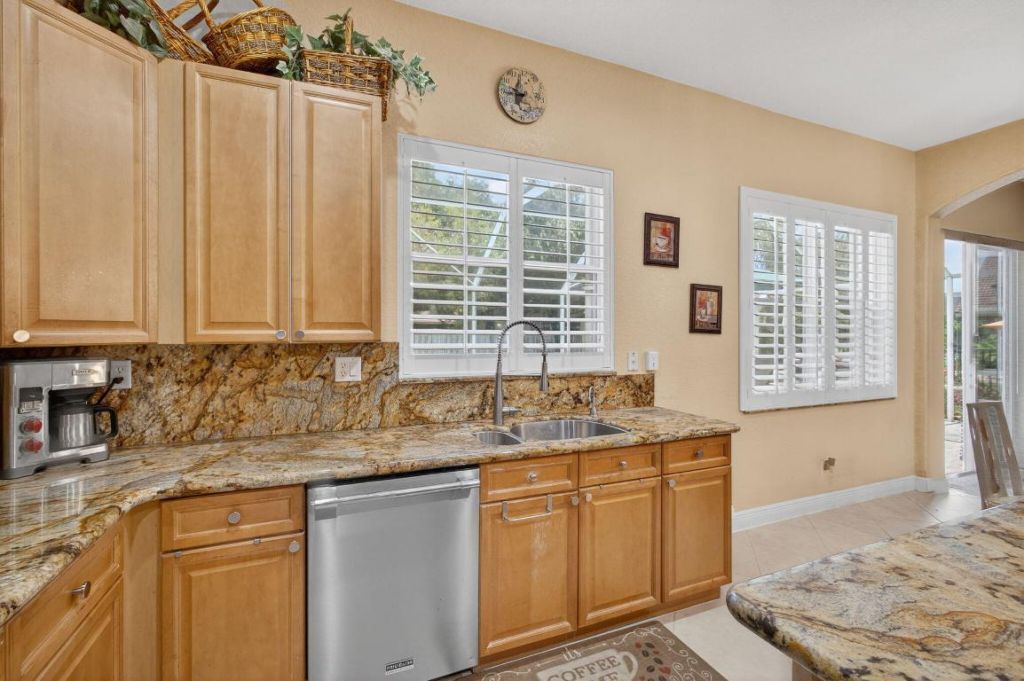 8275 Bob O Link Drive, West Palm Beach, FL 33412 Photo