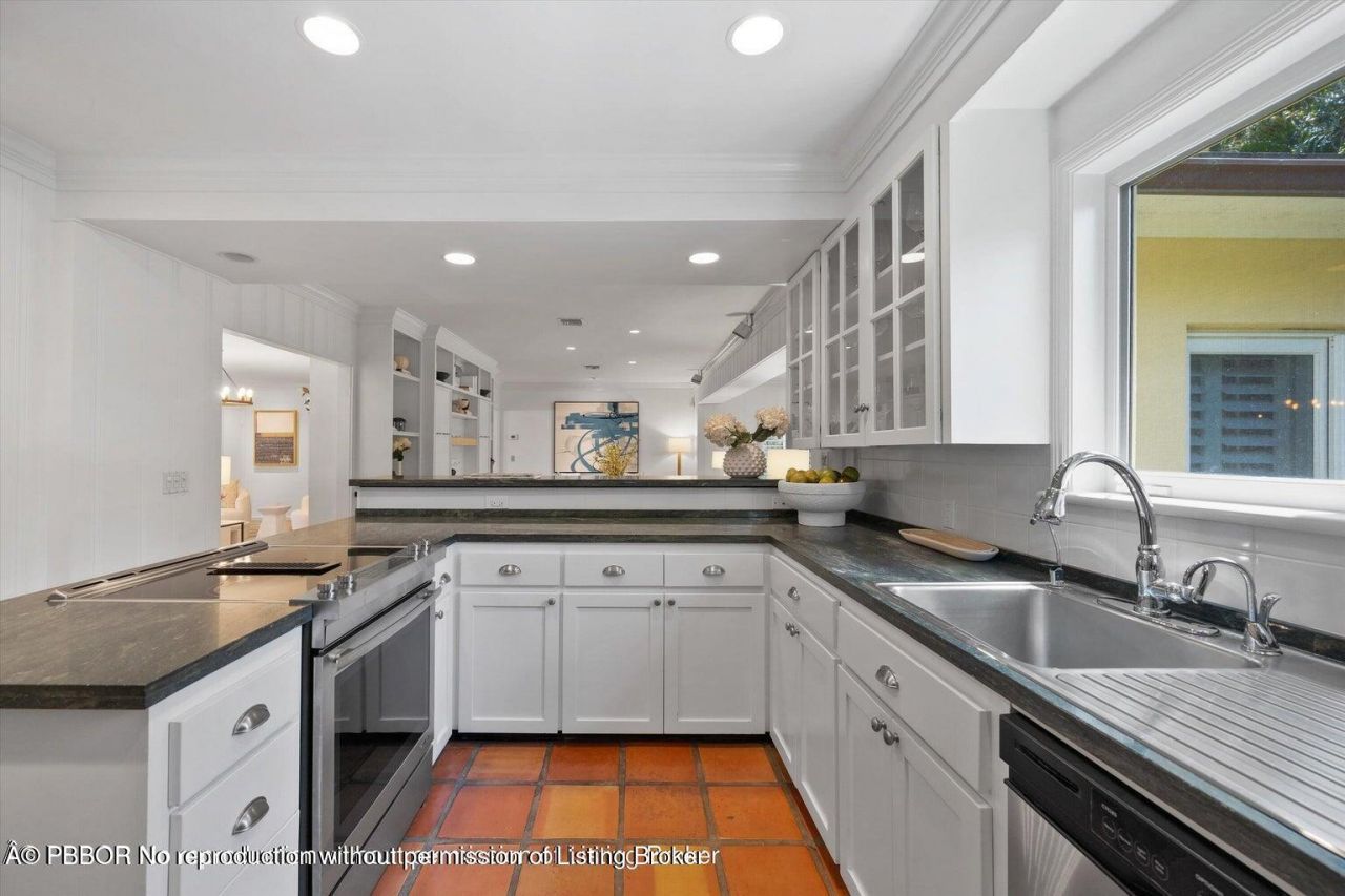 274 Monterey Road, Palm Beach, FL 33480 Photo