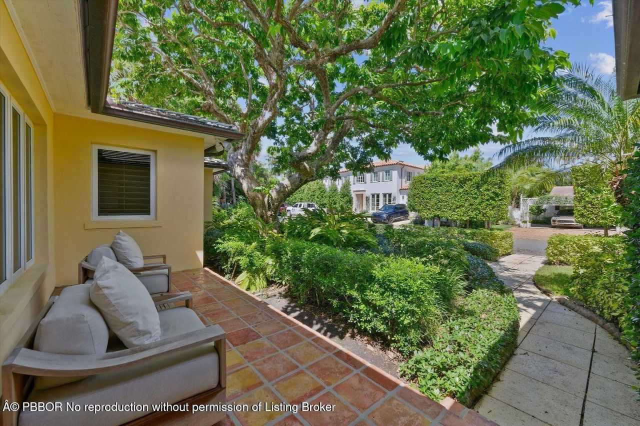 274 Monterey Road, Palm Beach, FL 33480 Photo