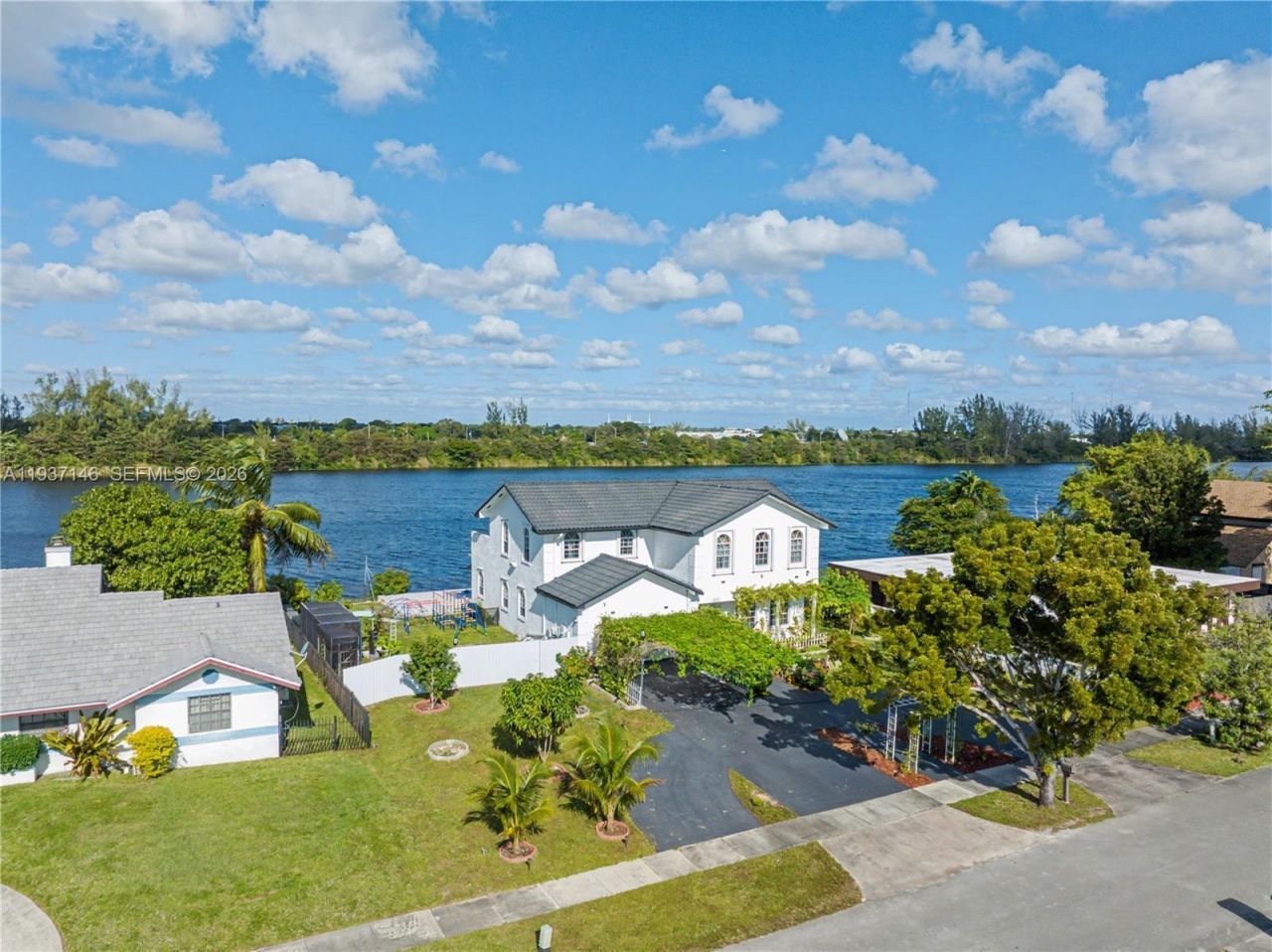 14620 NW 17th Dr, Miami, FL 33167 Photo