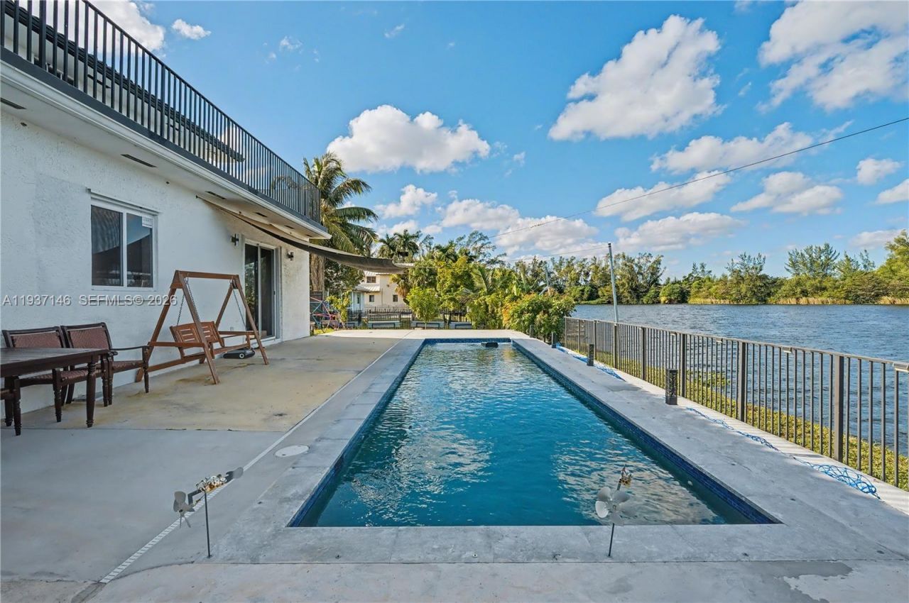 14620 NW 17th Dr, Miami, FL 33167 Photo