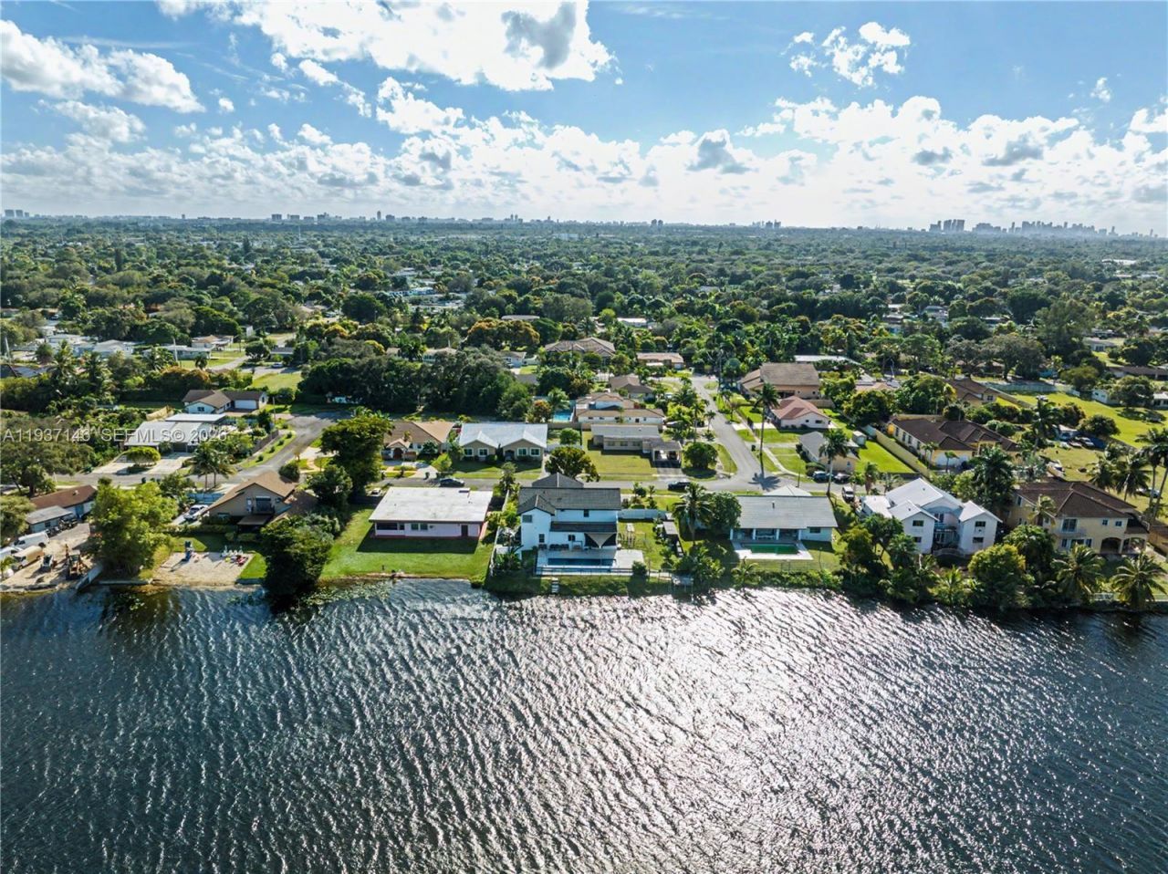 14620 NW 17th Dr, Miami, FL 33167 Photo