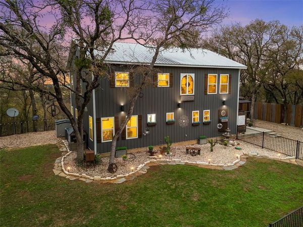 1307 Range Road , China Spring, TX 76633