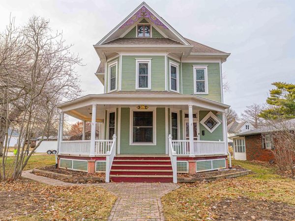 506 N LAFAYETTE Street, Mt Pulaski, IL 62548