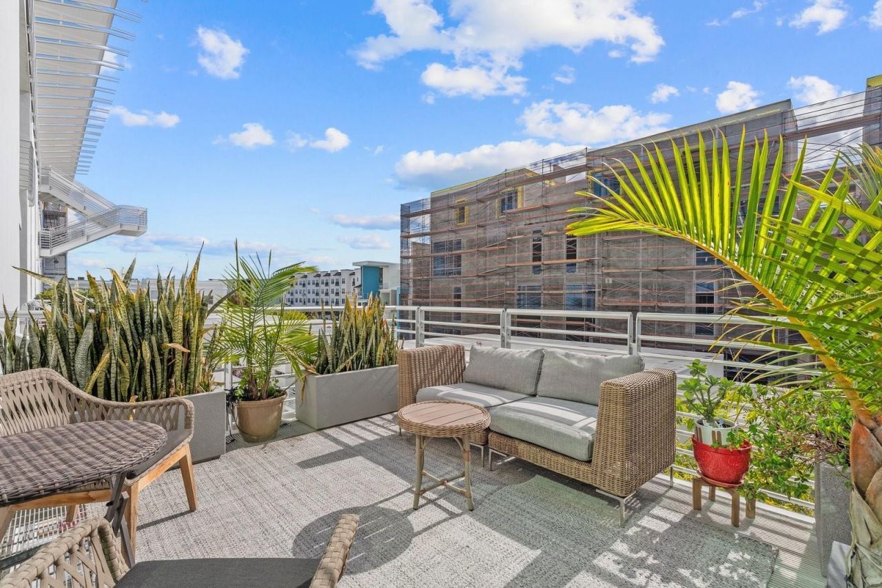 1350 5th Street, Unit 306, Sarasota, FL 34236 Photo