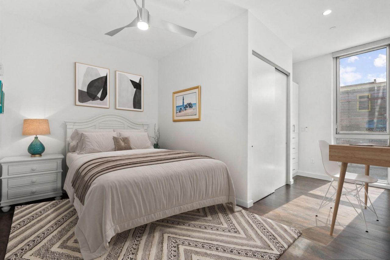 1350 5th Street, Unit 306, Sarasota, FL 34236 Photo