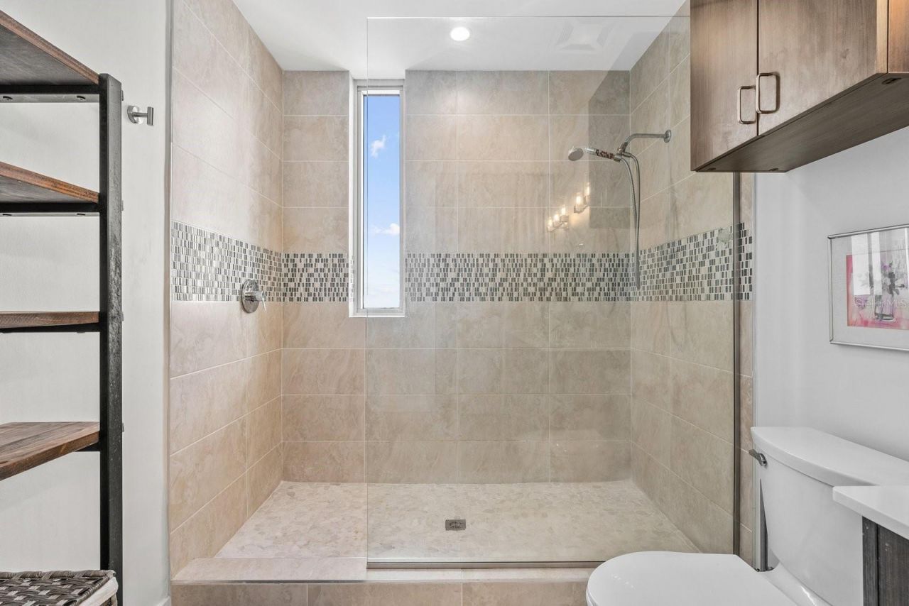 1350 5th Street, Unit 306, Sarasota, FL 34236 Photo