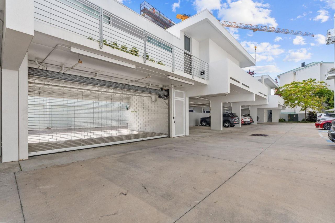 1350 5th Street, Unit 306, Sarasota, FL 34236 Photo