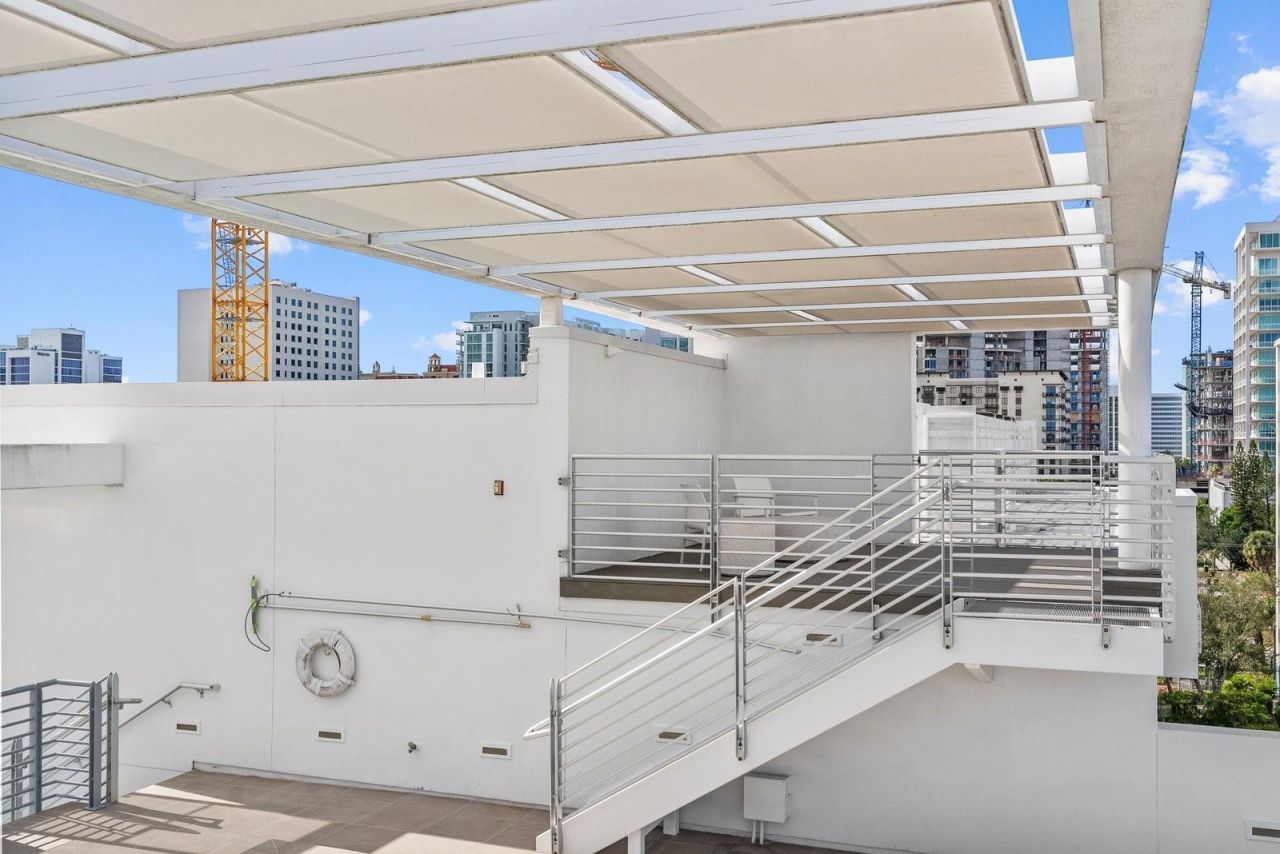 1350 5th Street, Unit 306, Sarasota, FL 34236 Photo