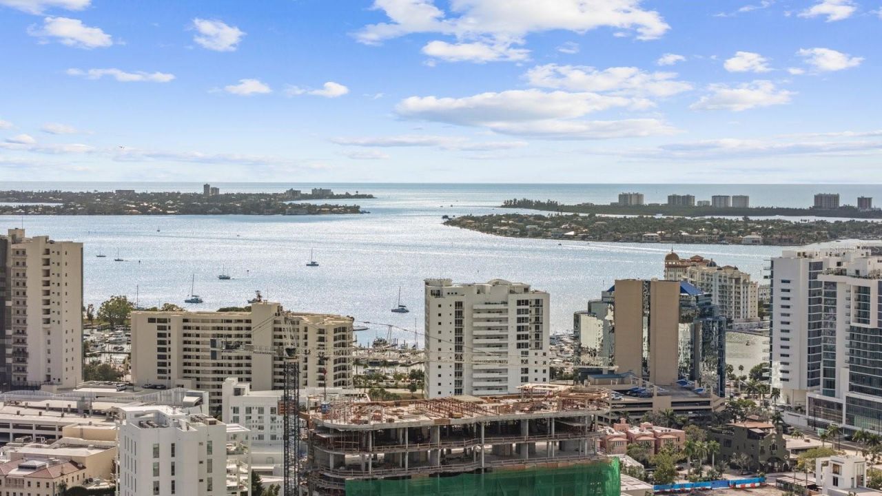 1350 5th Street, Unit 306, Sarasota, FL 34236 Photo