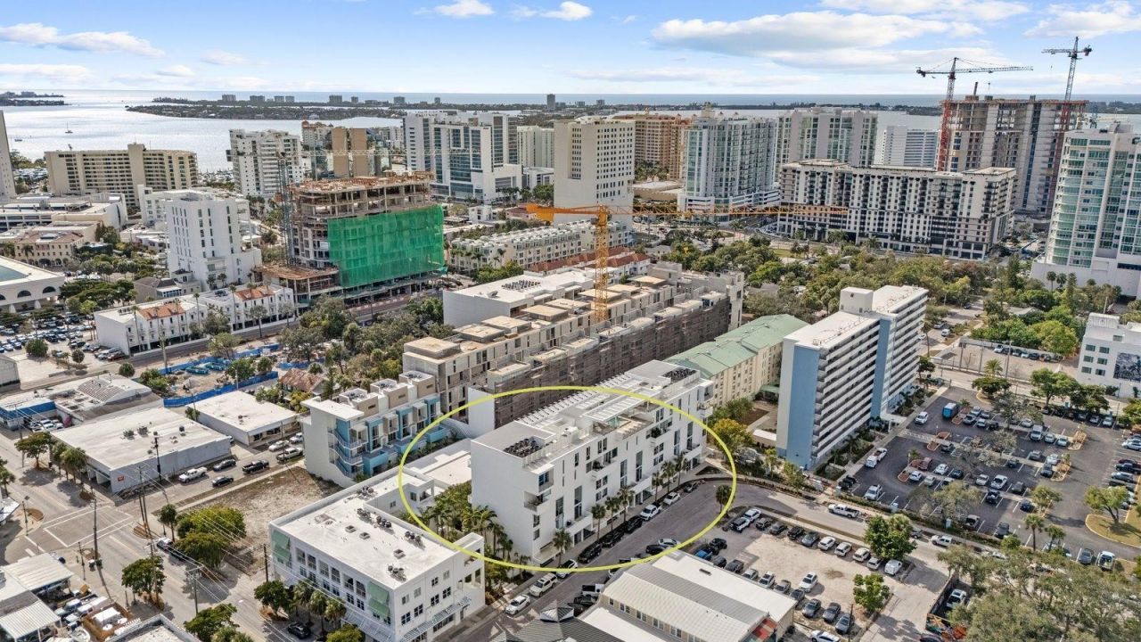 1350 5th Street, Unit 306, Sarasota, FL 34236 Photo