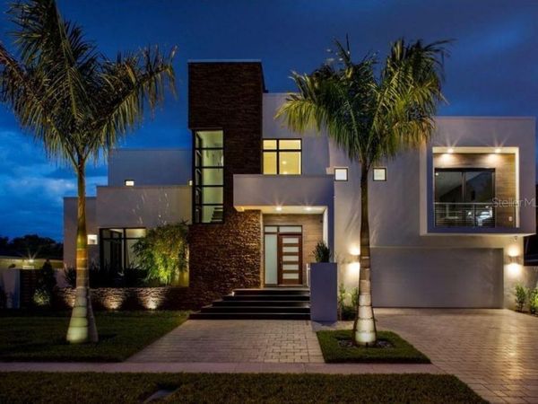 356 BAYVIEW DRIVE NE, ST PETERSBURG, FL 33704