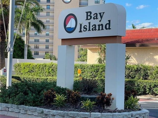 7465 BAY ISLAND DRIVE S, Unit 118, SOUTH PASADENA, FL 33707