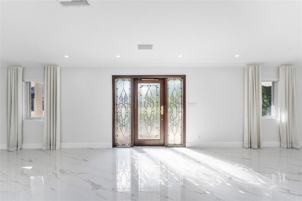 2443 NE 26th Street, Lighthouse Point, FL 33064 Photo