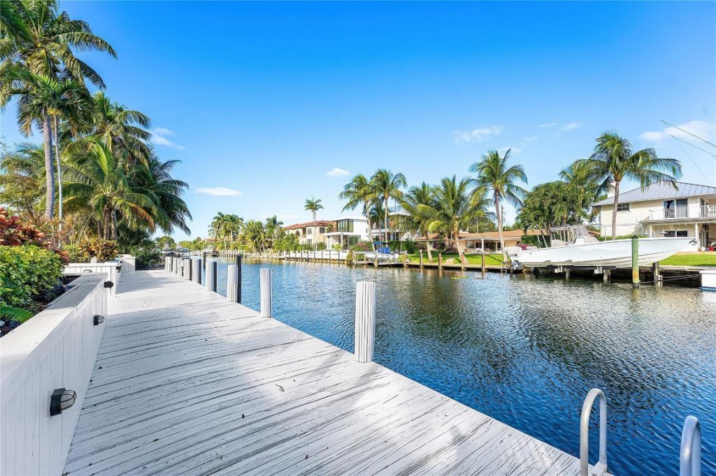 2443 NE 26th Street, Lighthouse Point, FL 33064 Photo