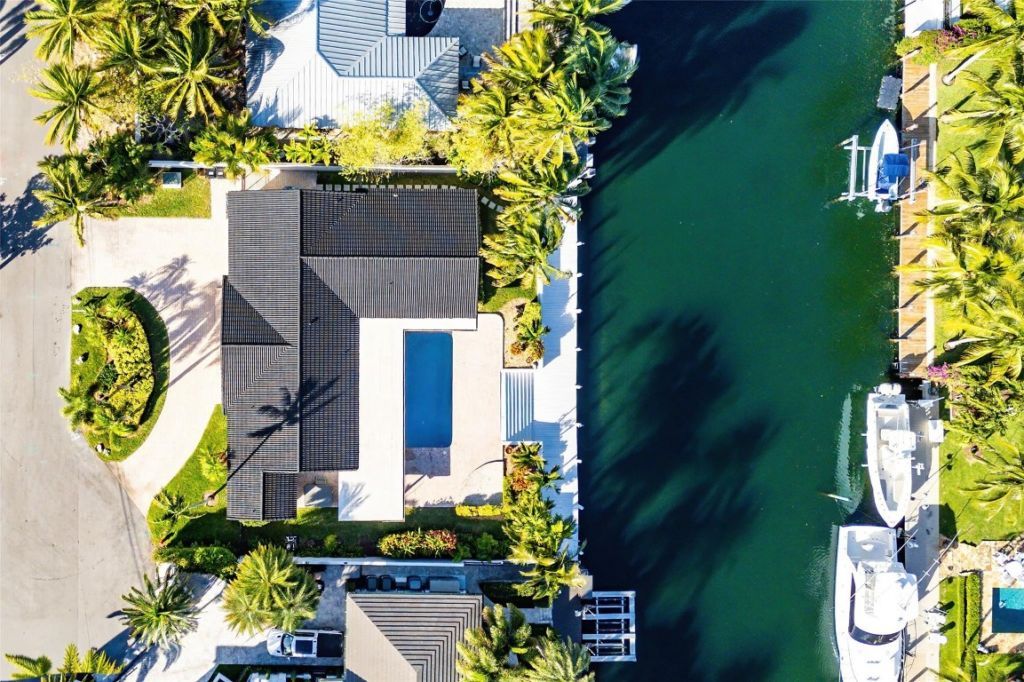 2443 NE 26th Street, Lighthouse Point, FL 33064 Photo