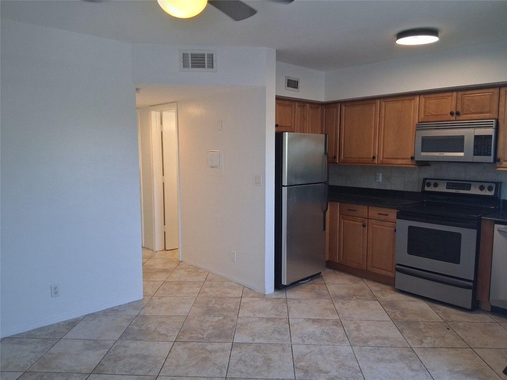 505 NE 20 Avenue, Unit 217, Deerfield Beach, FL 33441 Photo