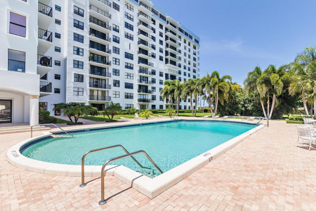 3800 Washington Road, Unit 808, West Palm Beach, FL 33405 Photo