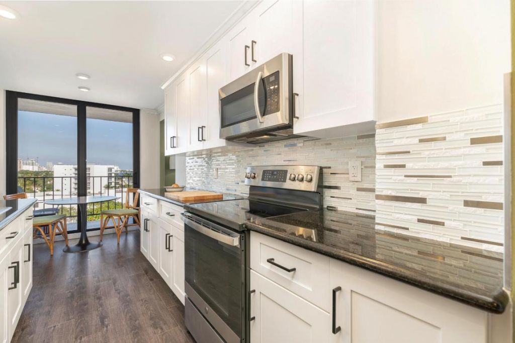 3800 Washington Road, Unit 808, West Palm Beach, FL 33405 Photo