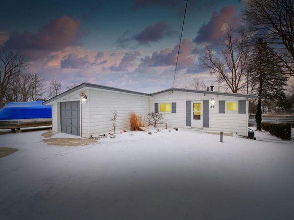 261 Somerset Drive, Brooklyn, MI 49230
