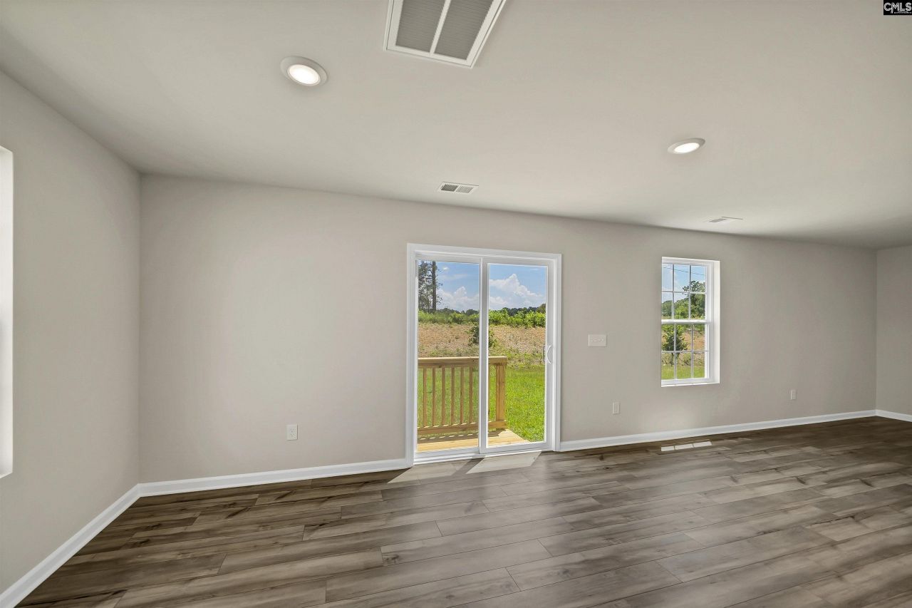 2077 Rexford Court Photo 12