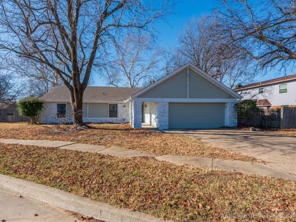 3106 S Beech Court, Broken Arrow, OK 74012
