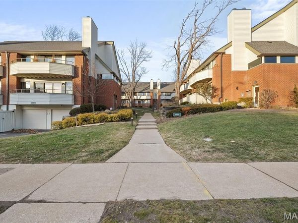 5591 Waterman Boulevard, Unit A, St Louis, MO 63112