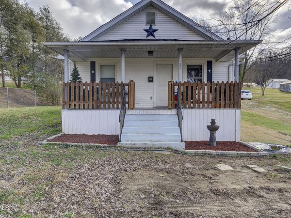 1820 Ridgeway Drive, Kingsport, TN 37664