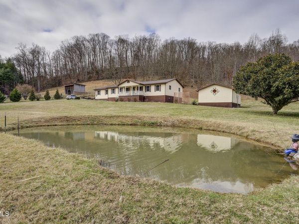 257 Cripple Creek Loop, Watauga, TN 37694