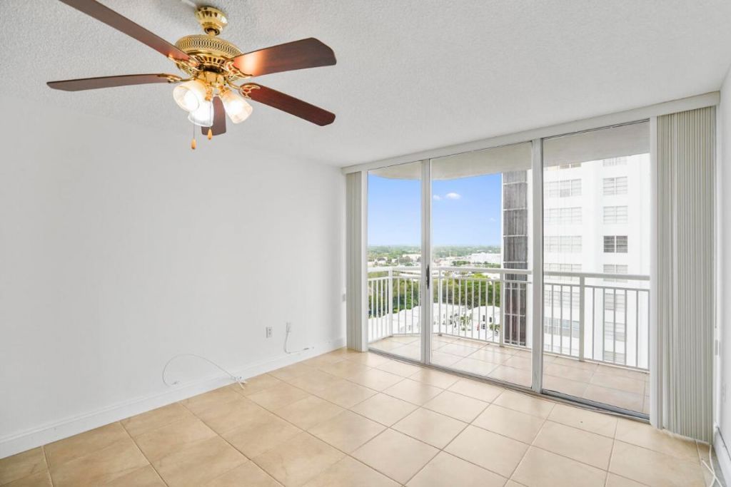 18051 Biscayne Boulevard, Unit 1504, Aventura, FL 33160 Photo