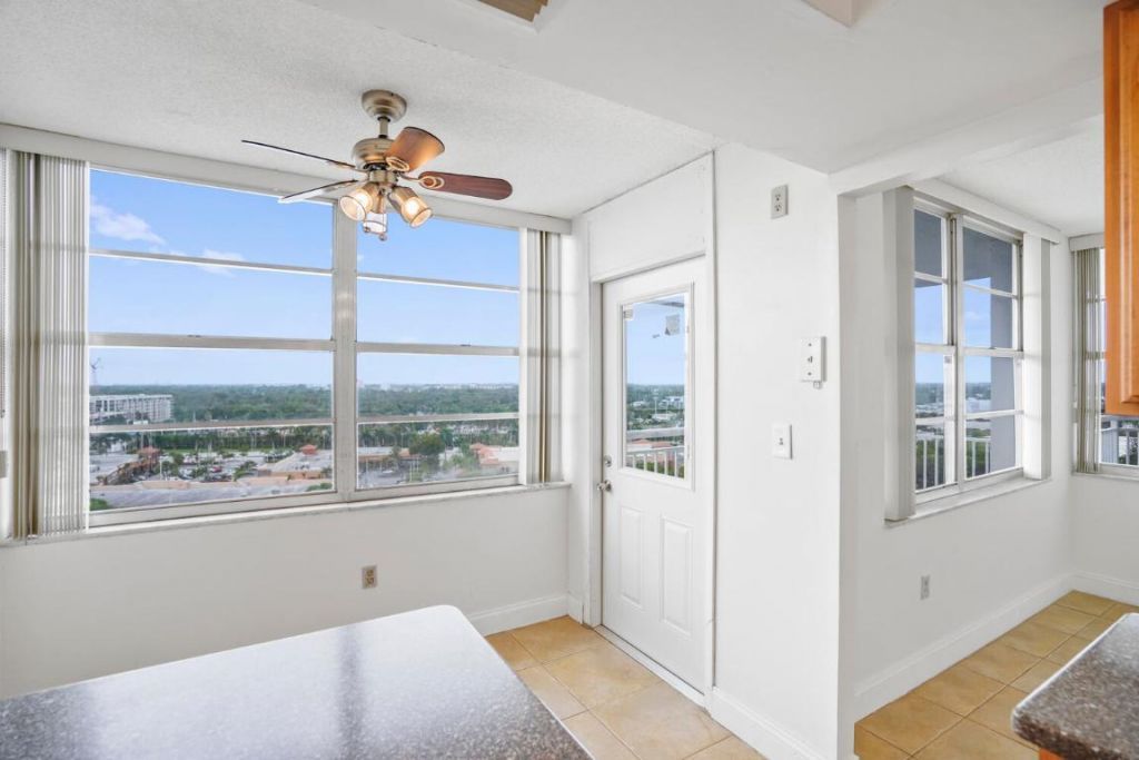 18051 Biscayne Boulevard, Unit 1504, Aventura, FL 33160 Photo