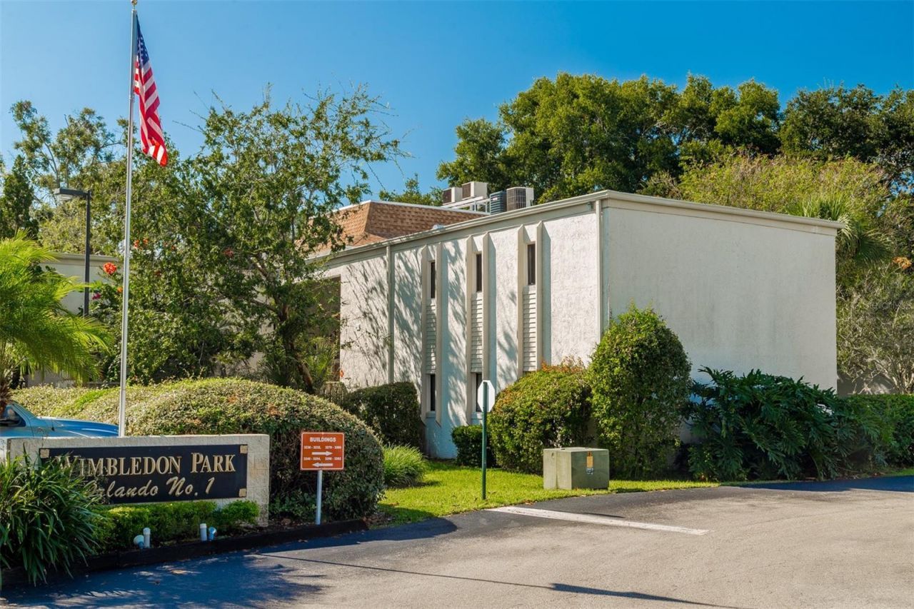 3240 S Semoran Boulevard, Unit 12, Orlando, FL 32822 Main Photo