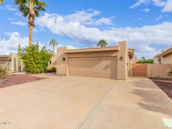 26001 S GREENCASTLE Drive, Sun Lakes, AZ 85248