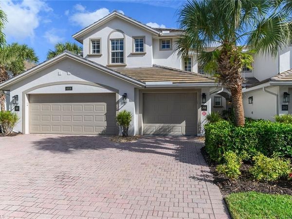 6858 Ascot DR, Unit 201, NAPLES, FL 34113