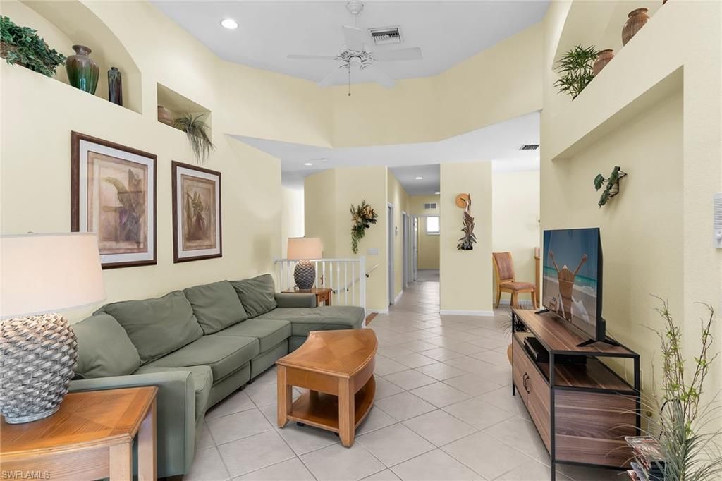 6858 Ascot Dr, Unit 201, Naples, FL 34113 Photo