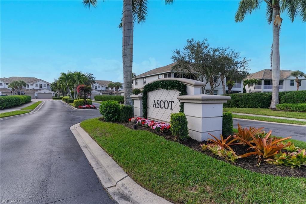 6858 Ascot Dr, Unit 201, Naples, FL 34113 Photo