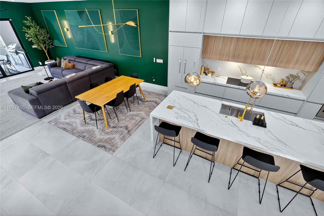 609 NE 8th Ave, Unit A, Fort Lauderdale, FL 33304 Photo