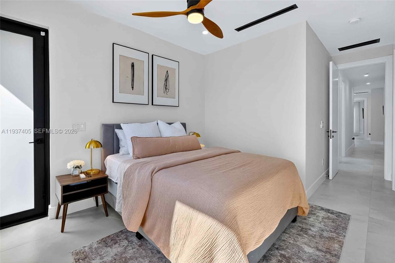 609 NE 8th Ave, Unit A, Fort Lauderdale, FL 33304 Photo