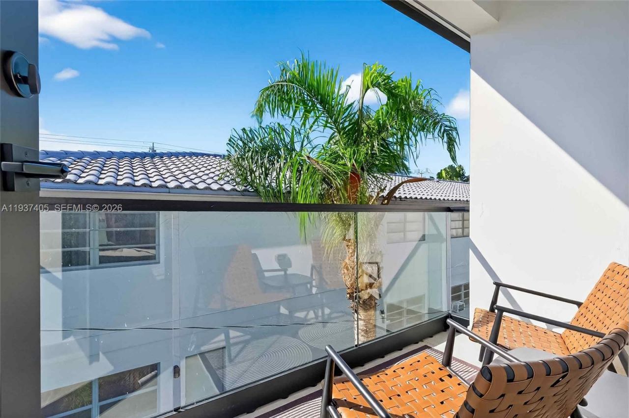 609 NE 8th Ave, Unit A, Fort Lauderdale, FL 33304 Photo