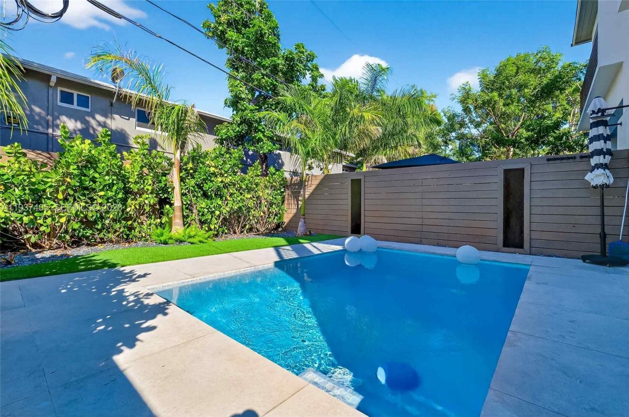 609 NE 8th Ave, Unit A, Fort Lauderdale, FL 33304 Photo