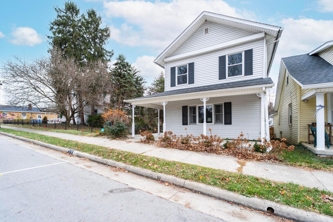 19 W Columbus Street, Lithopolis, OH 43136 Main Photo