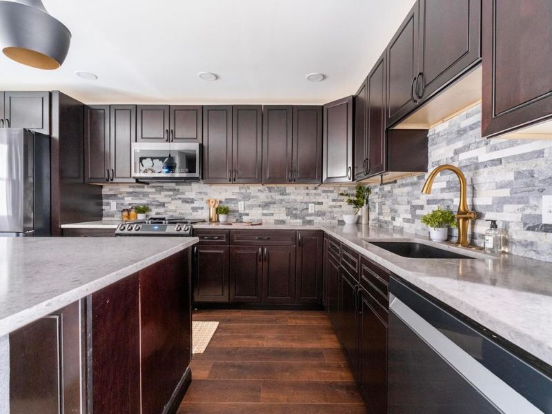 19 W Columbus Street, Lithopolis, OH 43136 Photo 9