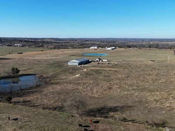 5256 Newton Road , Mansfield, MO 65704
