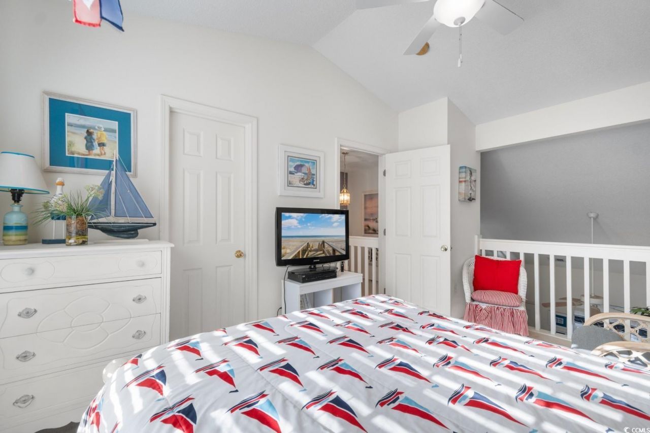 964 Palisade Circle Photo 23